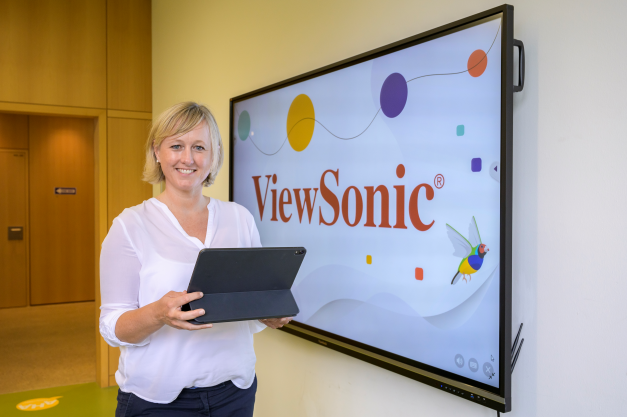 Gymnasiumschloßheessen Fallstudie Casestudy Viewsonic 15 2