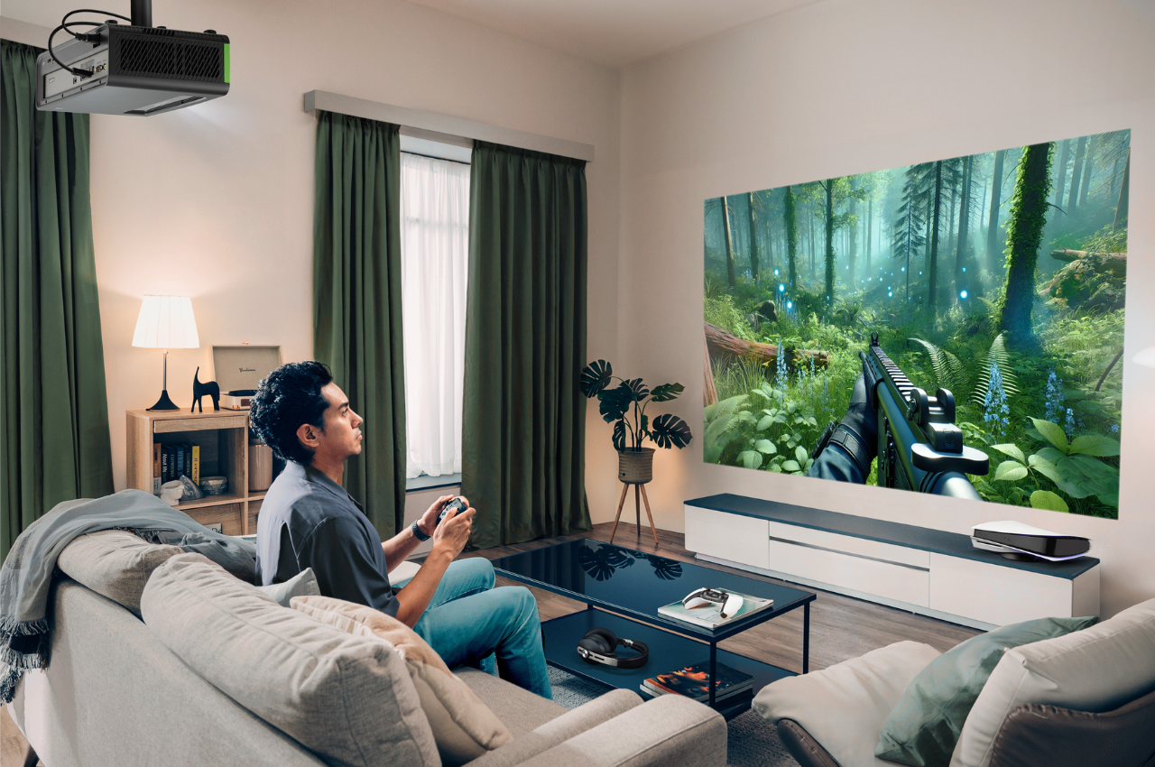 Gaming Projector Hero Image