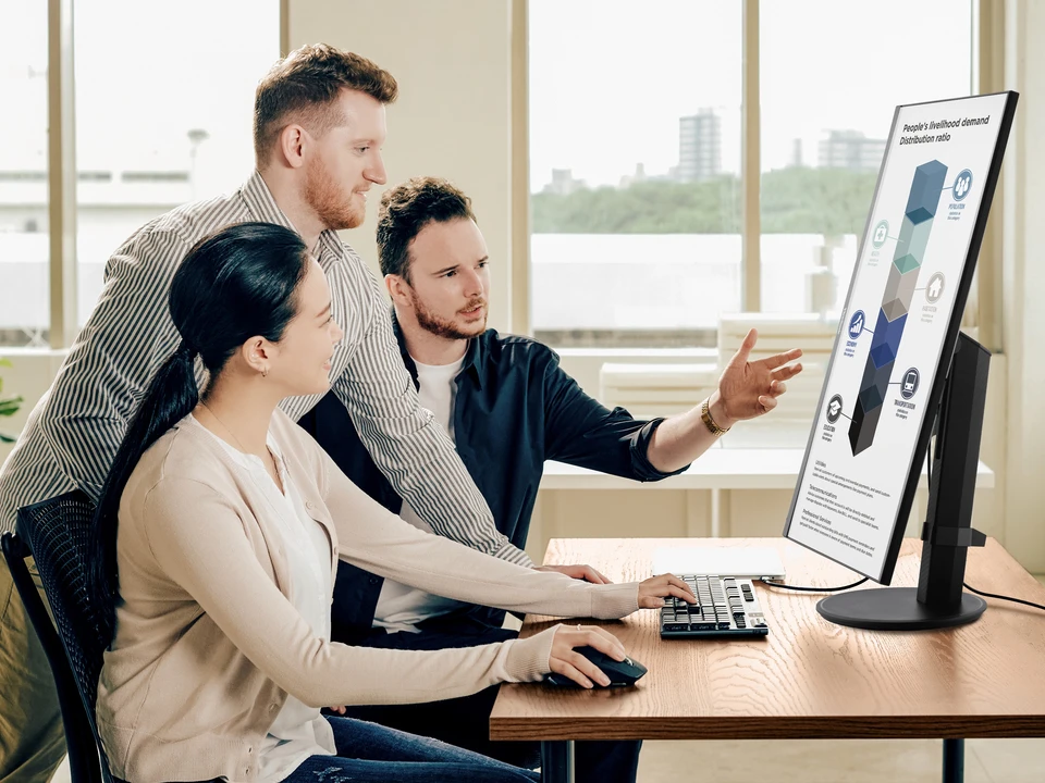 Ergonomic Workstation with One Cable Solution 1