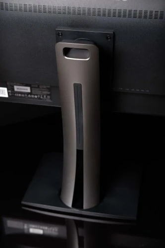 Finally! A Monitor that Displays Colors Correctly!