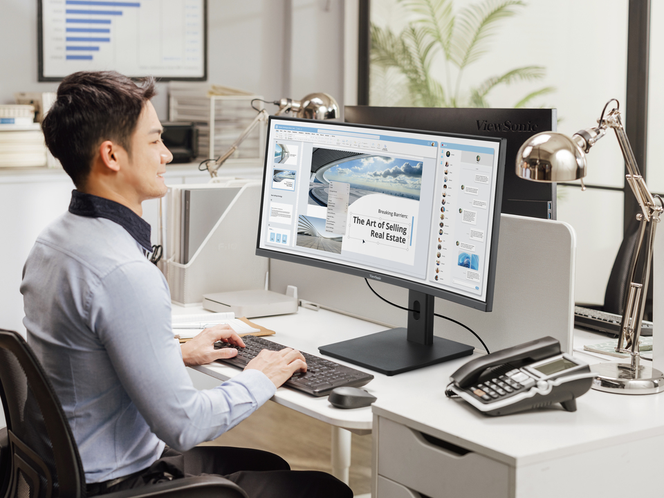 Ergonomic Workstation with One Cable Solution 1