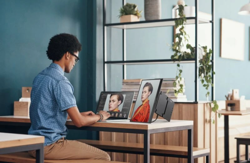 แนะนำวิธีซื้อจอมอนิเตอร์พกพาให้ตรงใจและคุ้มค่าที่สุด