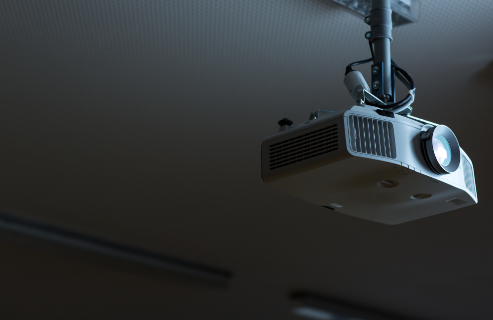 ทำความรู้จักเลเซอร์โปรเจคเตอร์คืออะไร