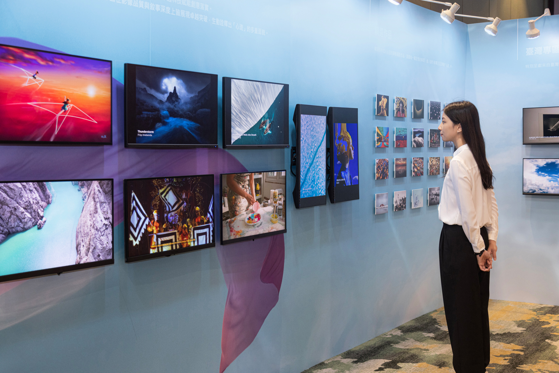 ViewSonic 以 ColorPro 顯示器展出第六屆 ColorPro Awards 國際視覺藝術創作大賽得獎作品，精準呈現作品細節與豐富視覺層次，展現 ColorPro 系列在專業創作領域的色彩顯示實力。