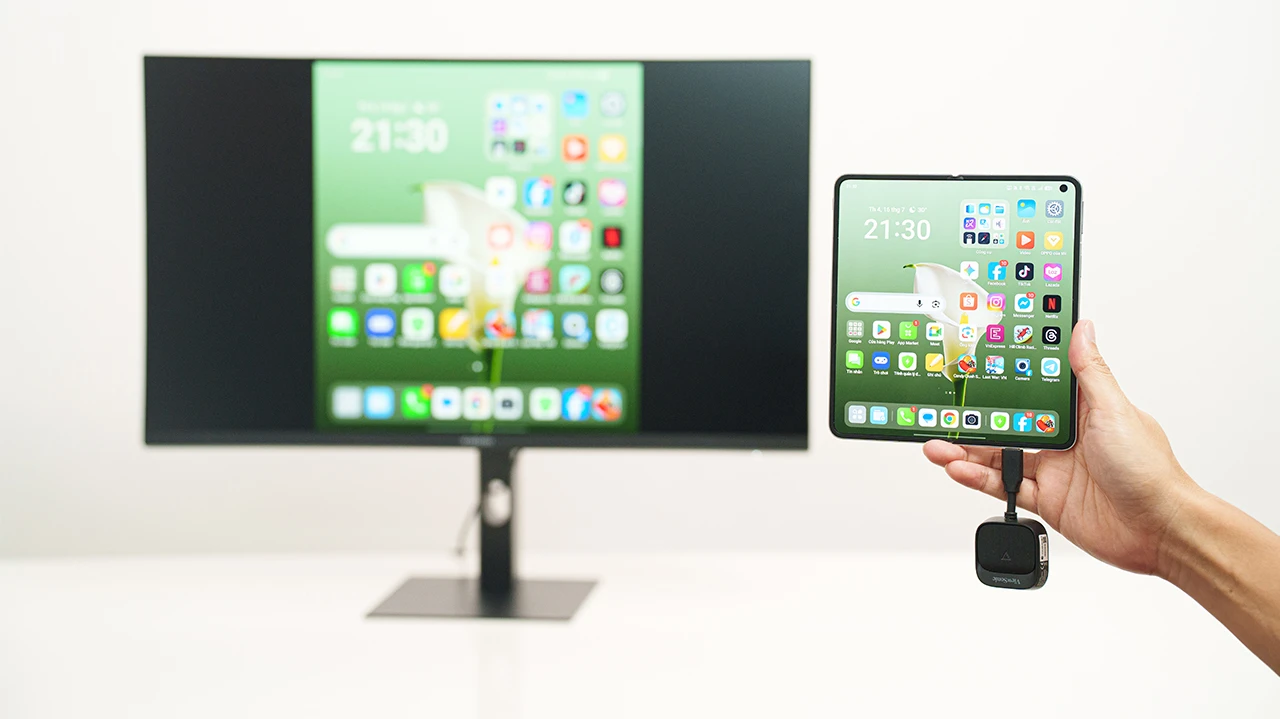 Thiết bị trình chiếu không dây 30 mét không cần cài đặt
